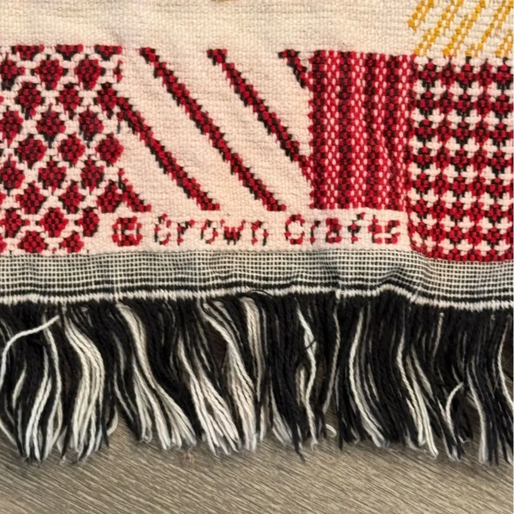 Vintage Crown Crafts Christmas Tapestry Throw Blanket